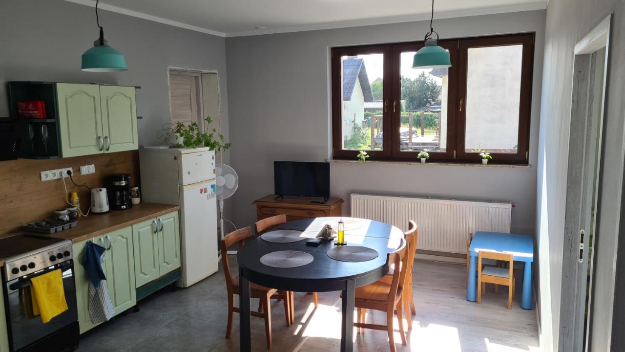 Urocze Apartamenty Na Wsi Goledzinow Εξωτερικό φωτογραφία