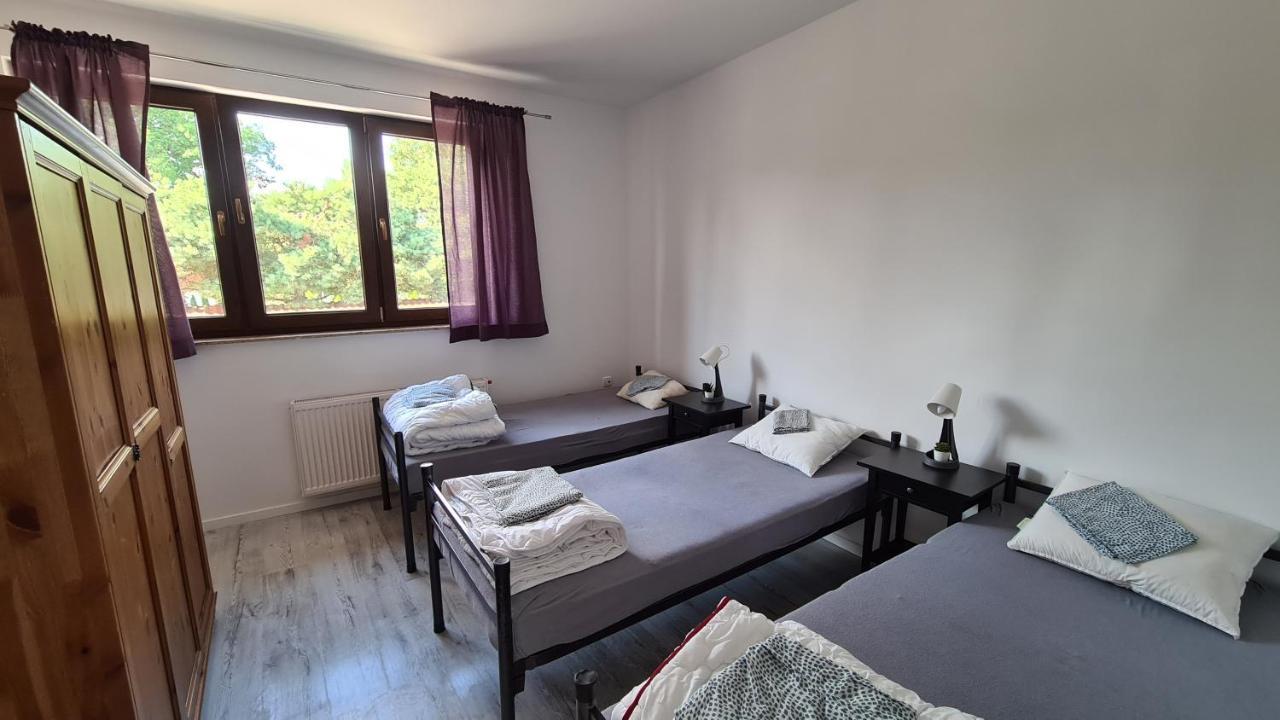 Urocze Apartamenty Na Wsi Goledzinow Εξωτερικό φωτογραφία