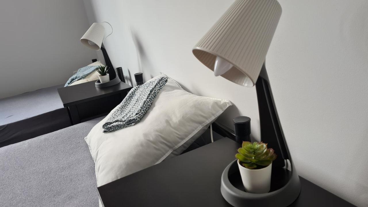 Urocze Apartamenty Na Wsi Goledzinow Εξωτερικό φωτογραφία