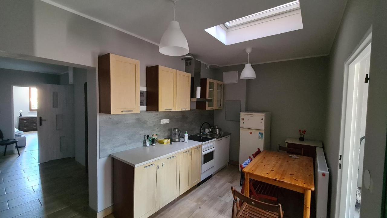Urocze Apartamenty Na Wsi Goledzinow Εξωτερικό φωτογραφία