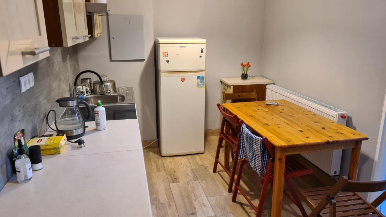 Urocze Apartamenty Na Wsi Goledzinow Εξωτερικό φωτογραφία